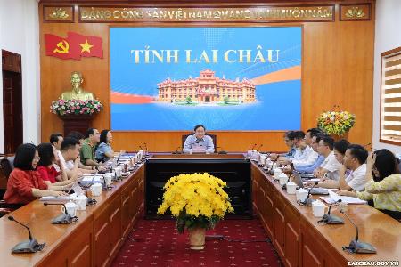 Phiên họp toàn thể về đối ngoại Đảng và đối ngoại nhân dân